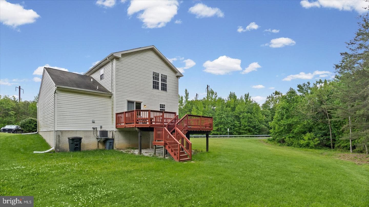 128 King James Circle photo 43