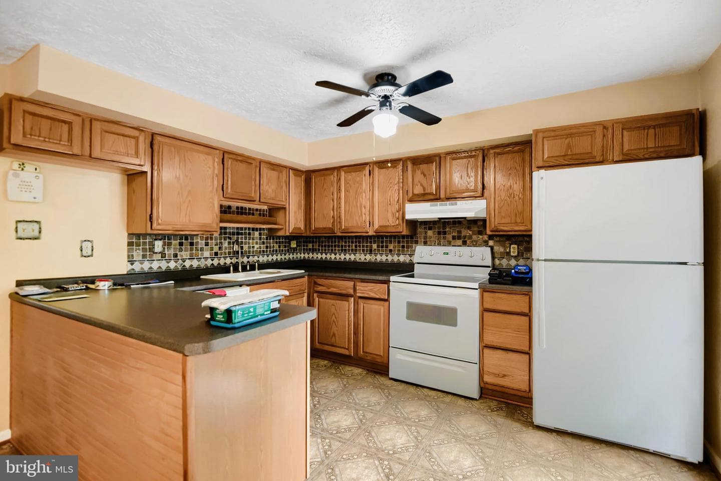 3234 Split Oak Court photo 4
