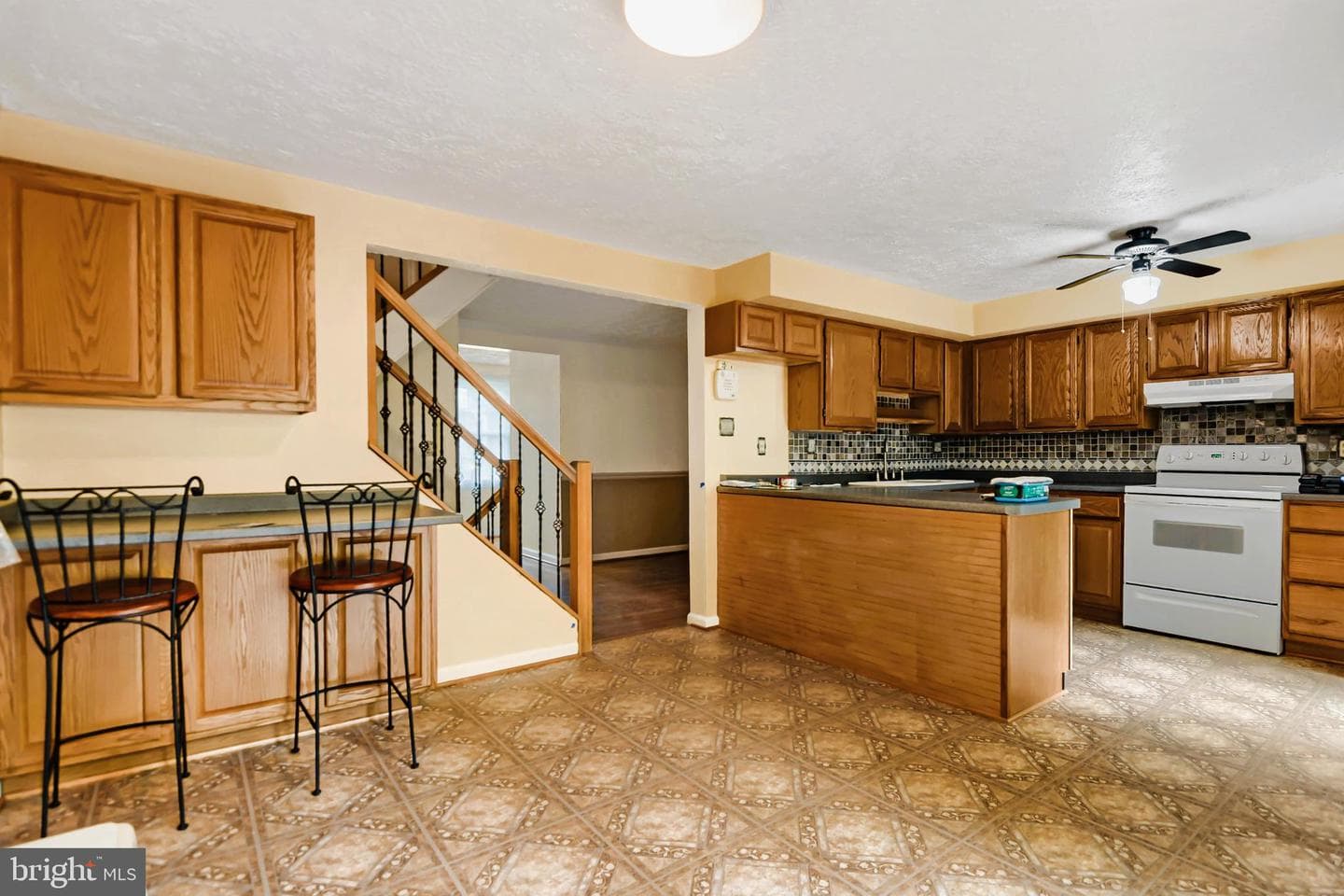 3234 Split Oak Court photo 6