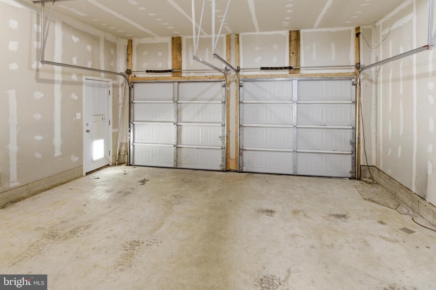 2129 Sherwood Lane photo 33