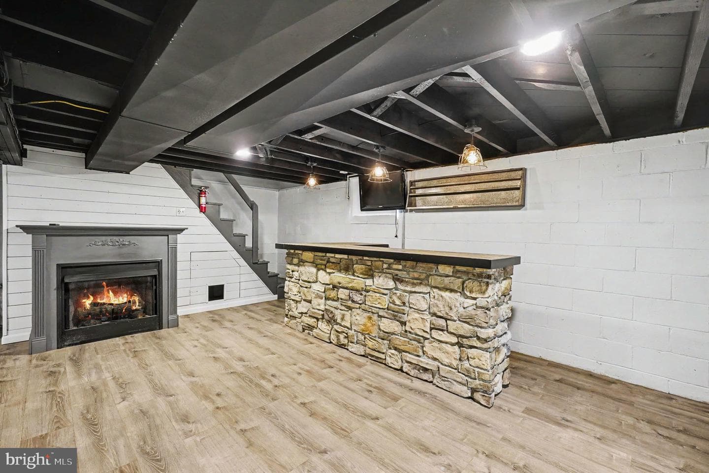 201 Mountain Road photo 25