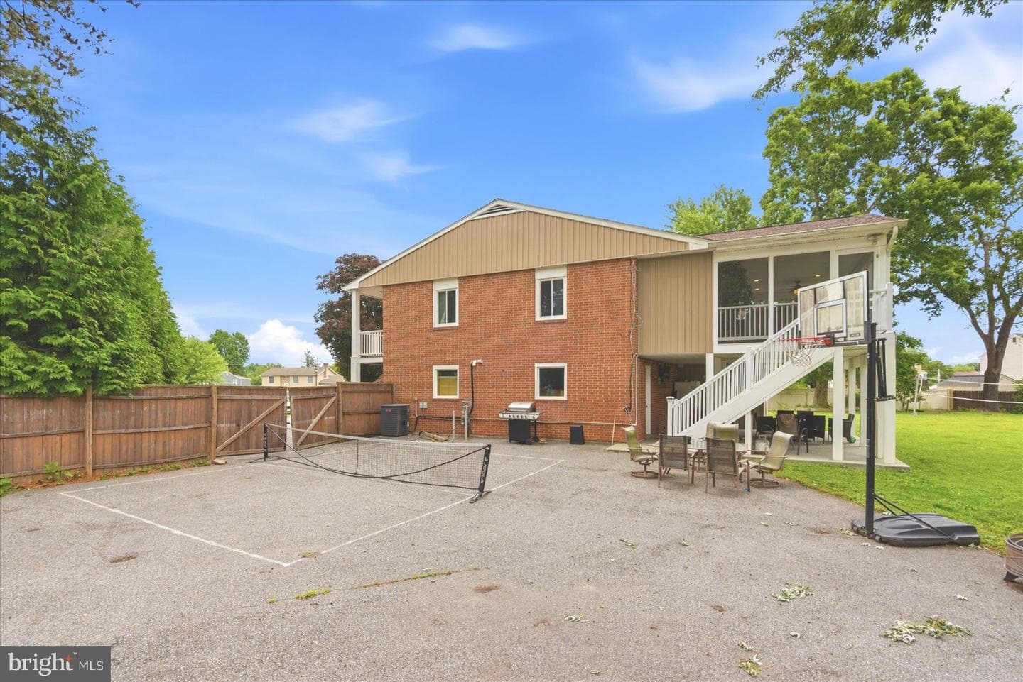 602 Monterey Court photo 41