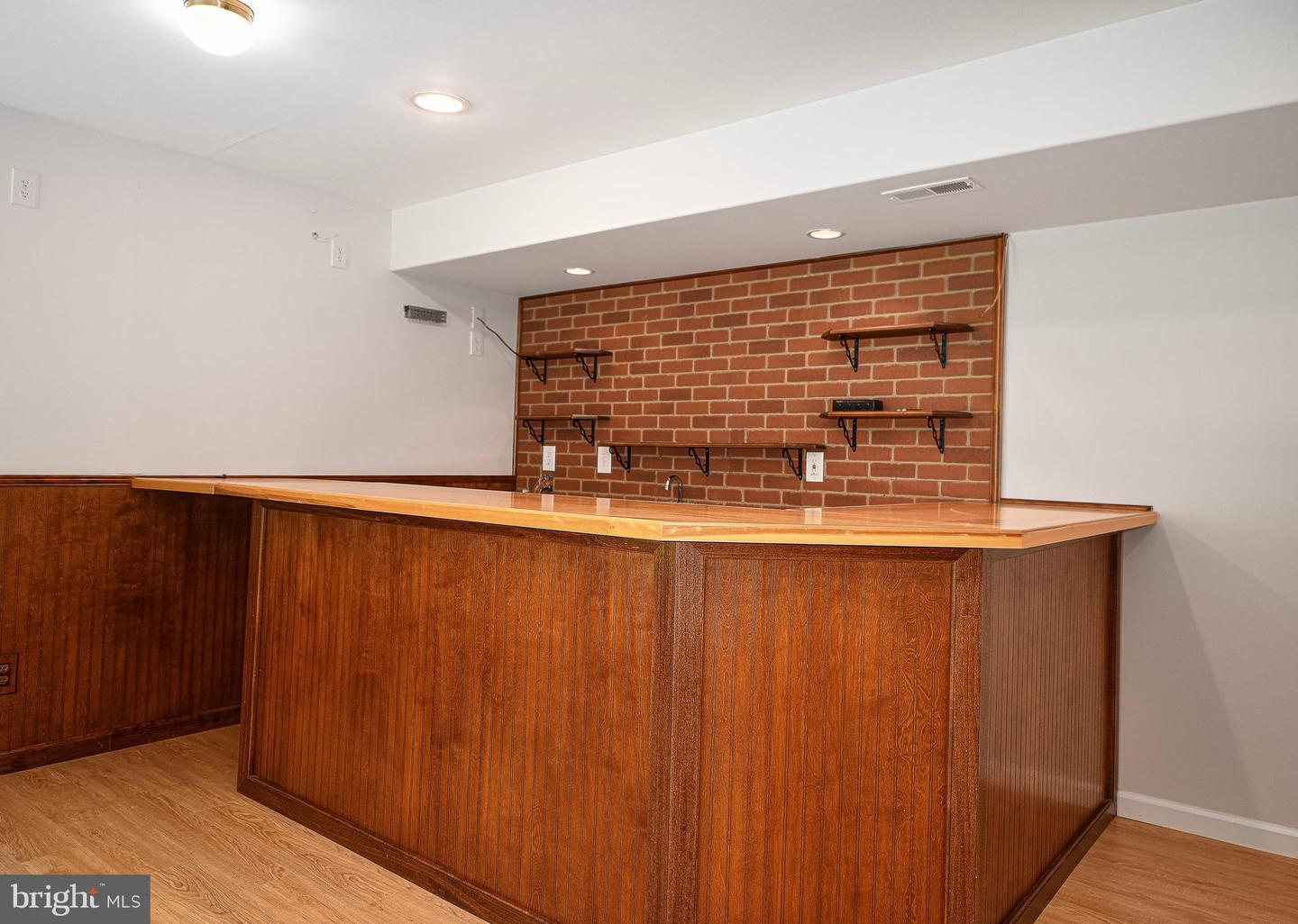 436 Clydebank Drive photo 36