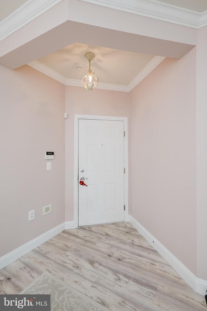 1603 Martha Court #101 photo 4