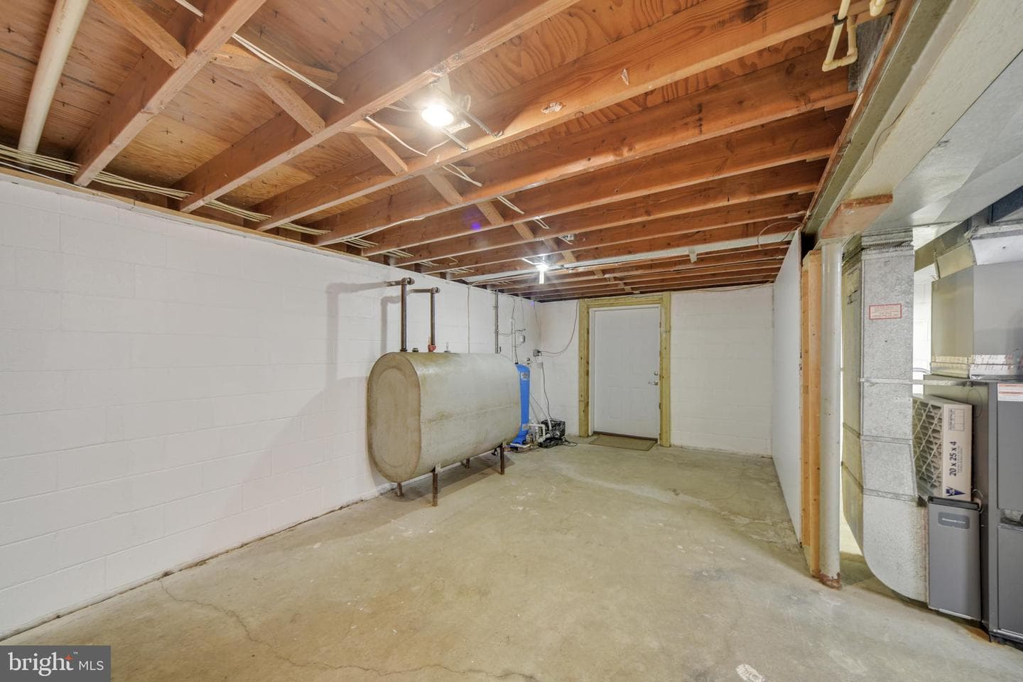 304 Timothy Drive photo 23