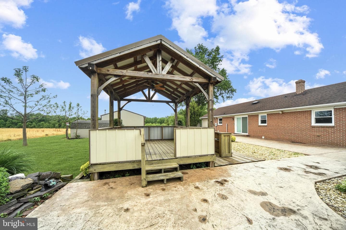 304 Timothy Drive photo 27