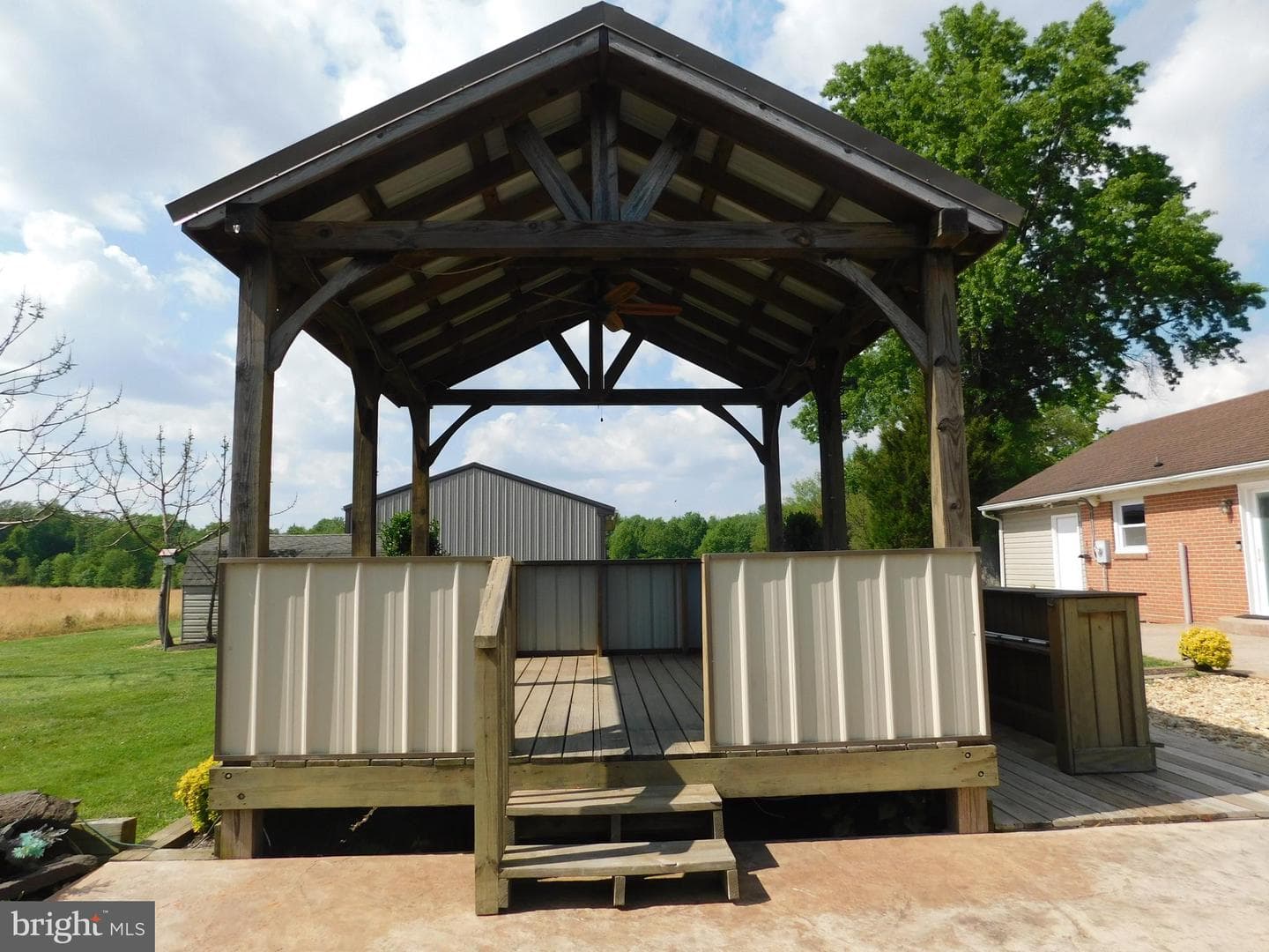 304 Timothy Drive photo 28