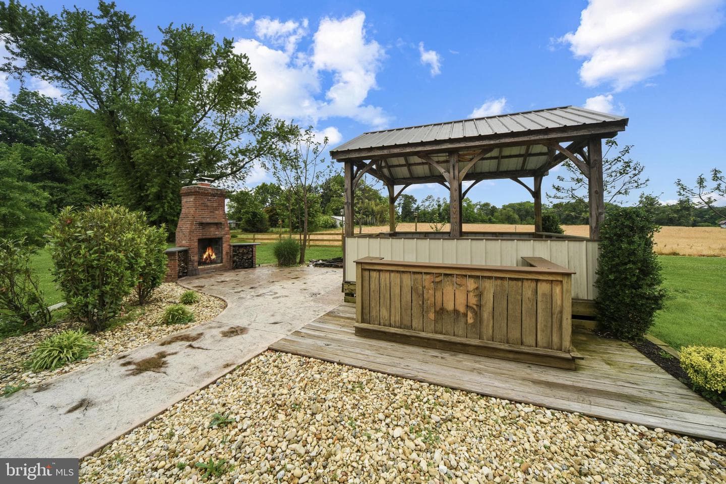 304 Timothy Drive photo 32