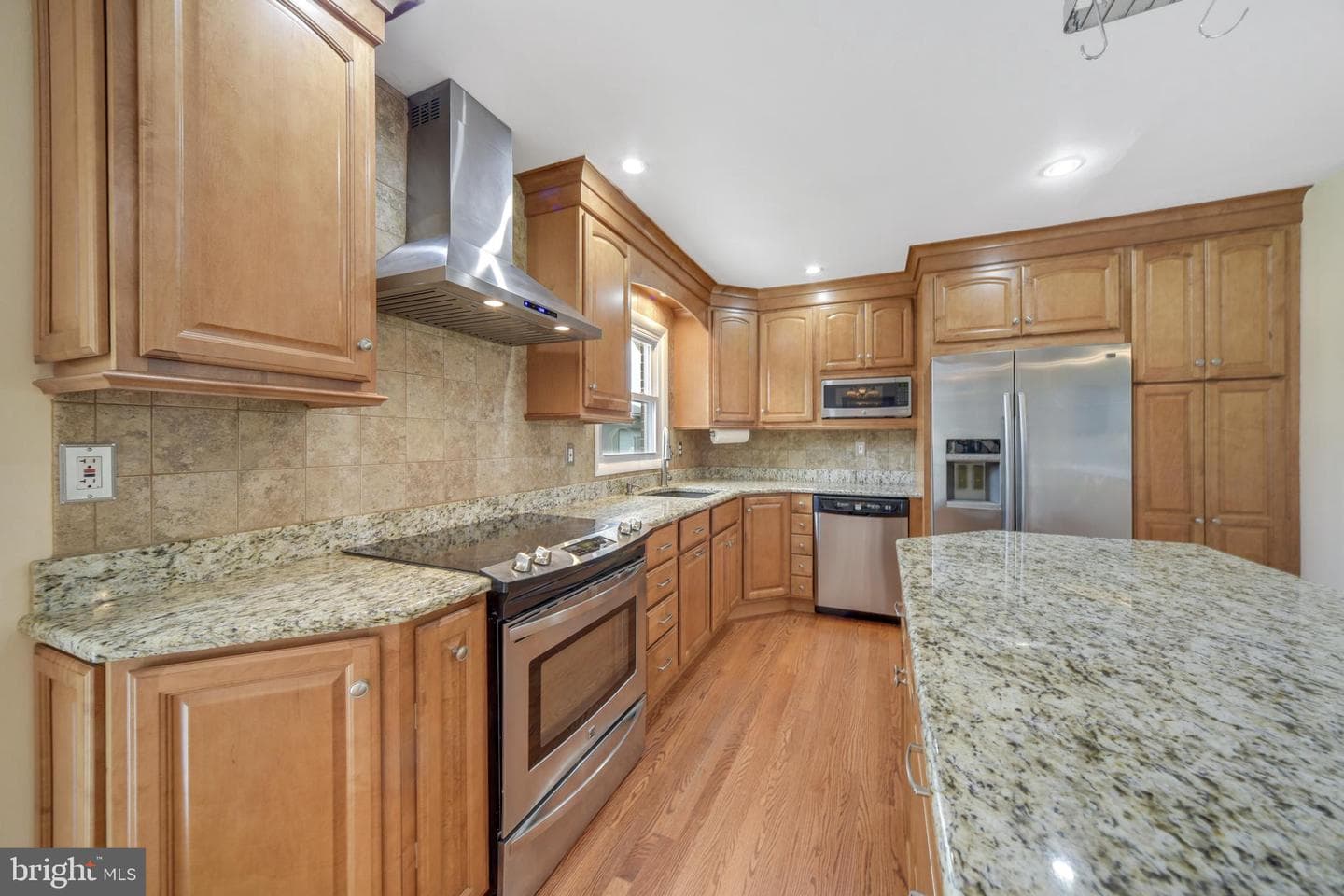 304 Timothy Drive photo 7