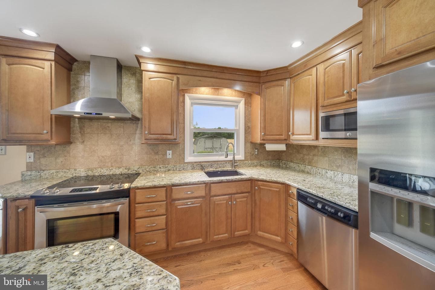 304 Timothy Drive photo 8