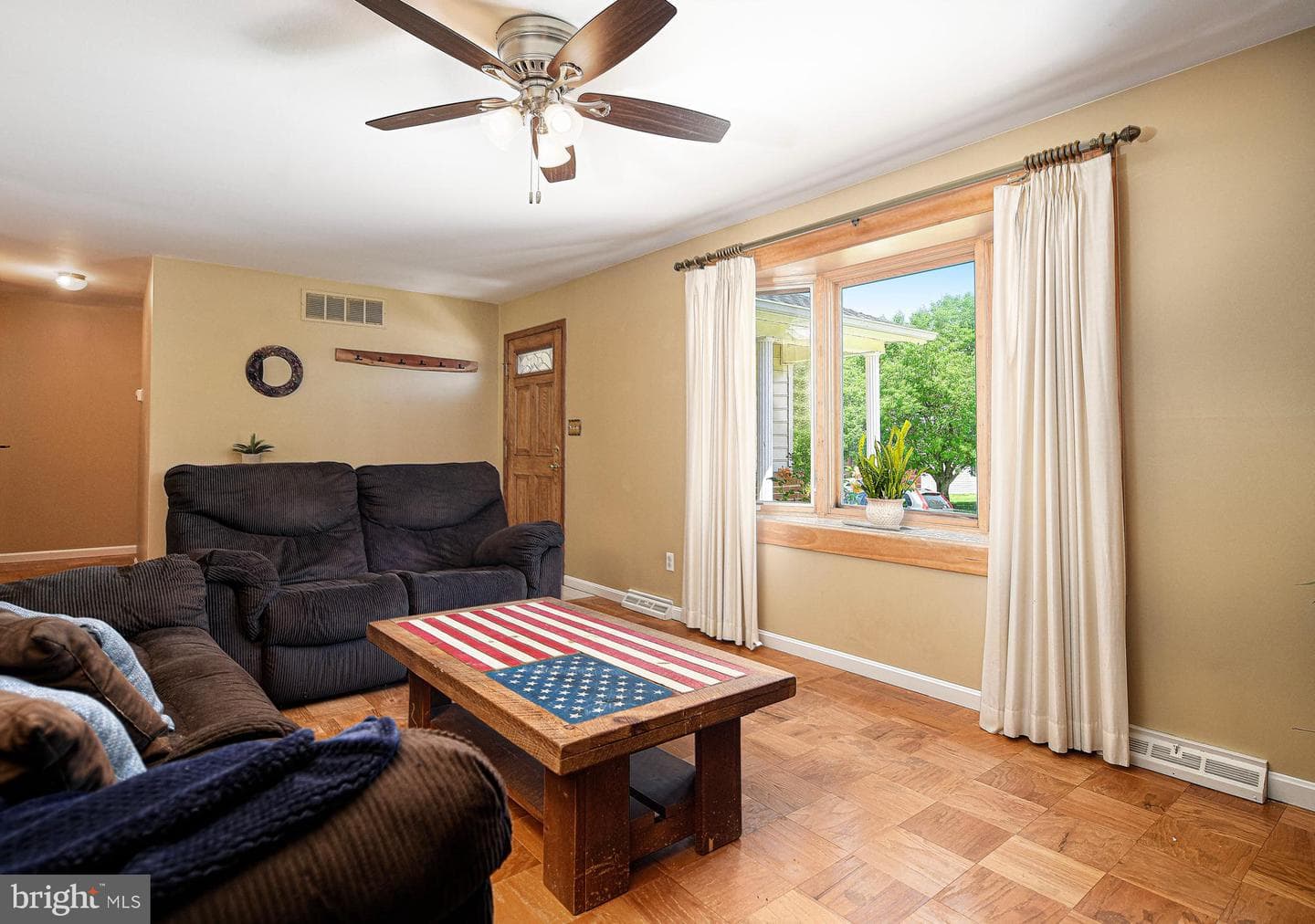 426 Gilmor Road photo 5