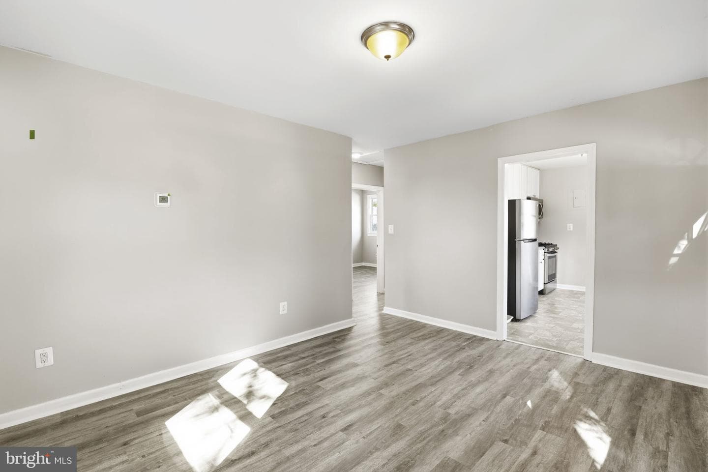 166 Bannister Ave photo 6