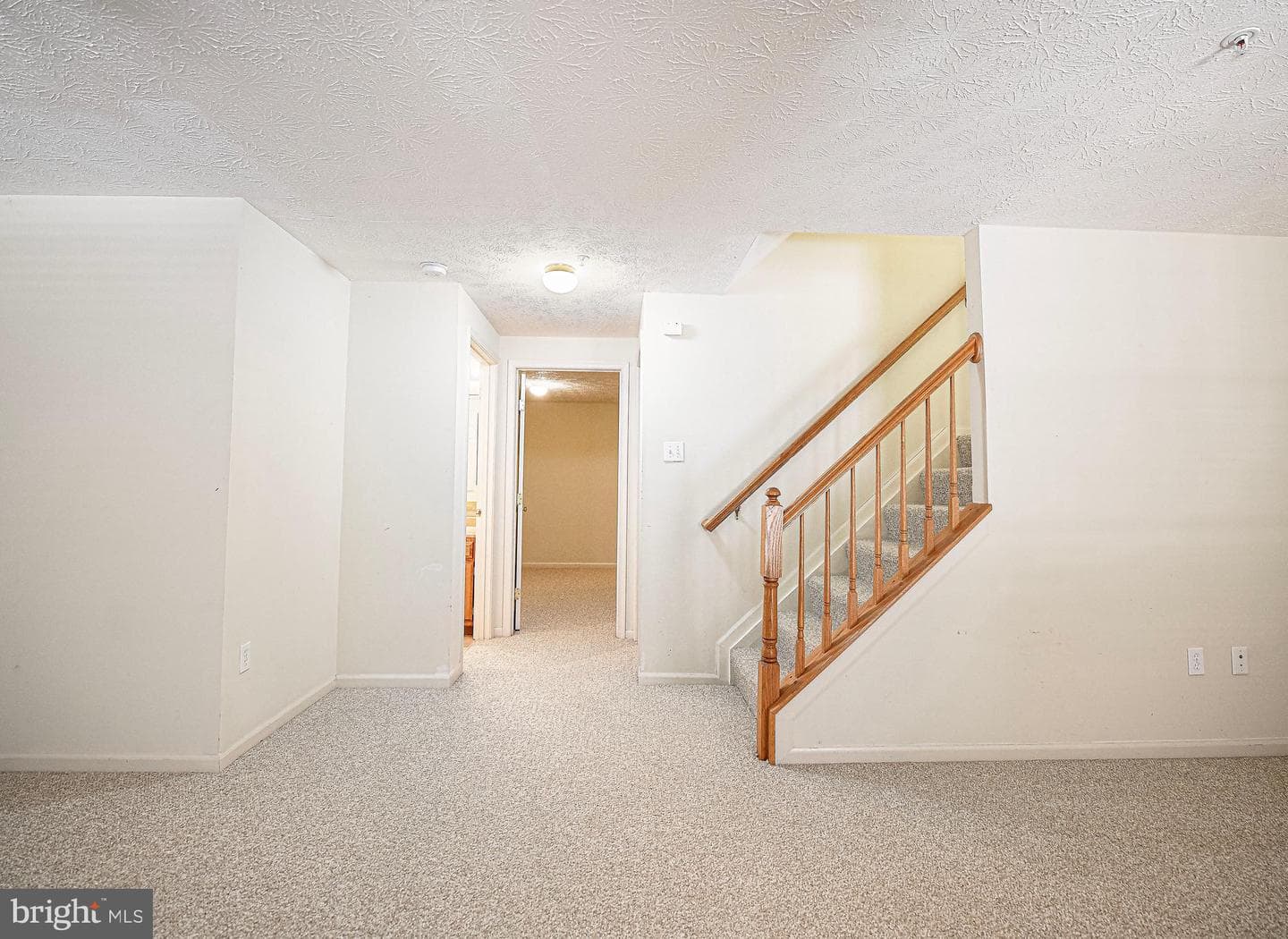 405 Ashton Lane photo 23