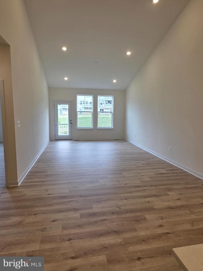 #142-3636 Dexter Court photo 37