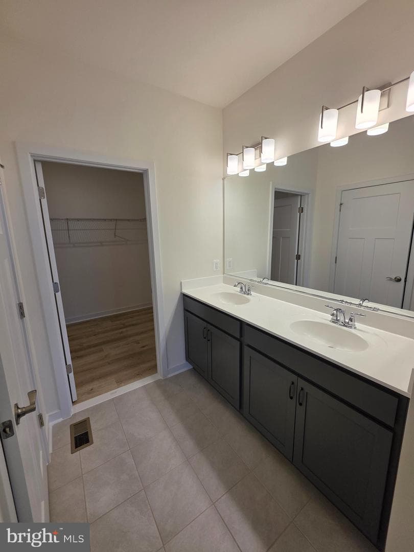 #142-3636 Dexter Court photo 43