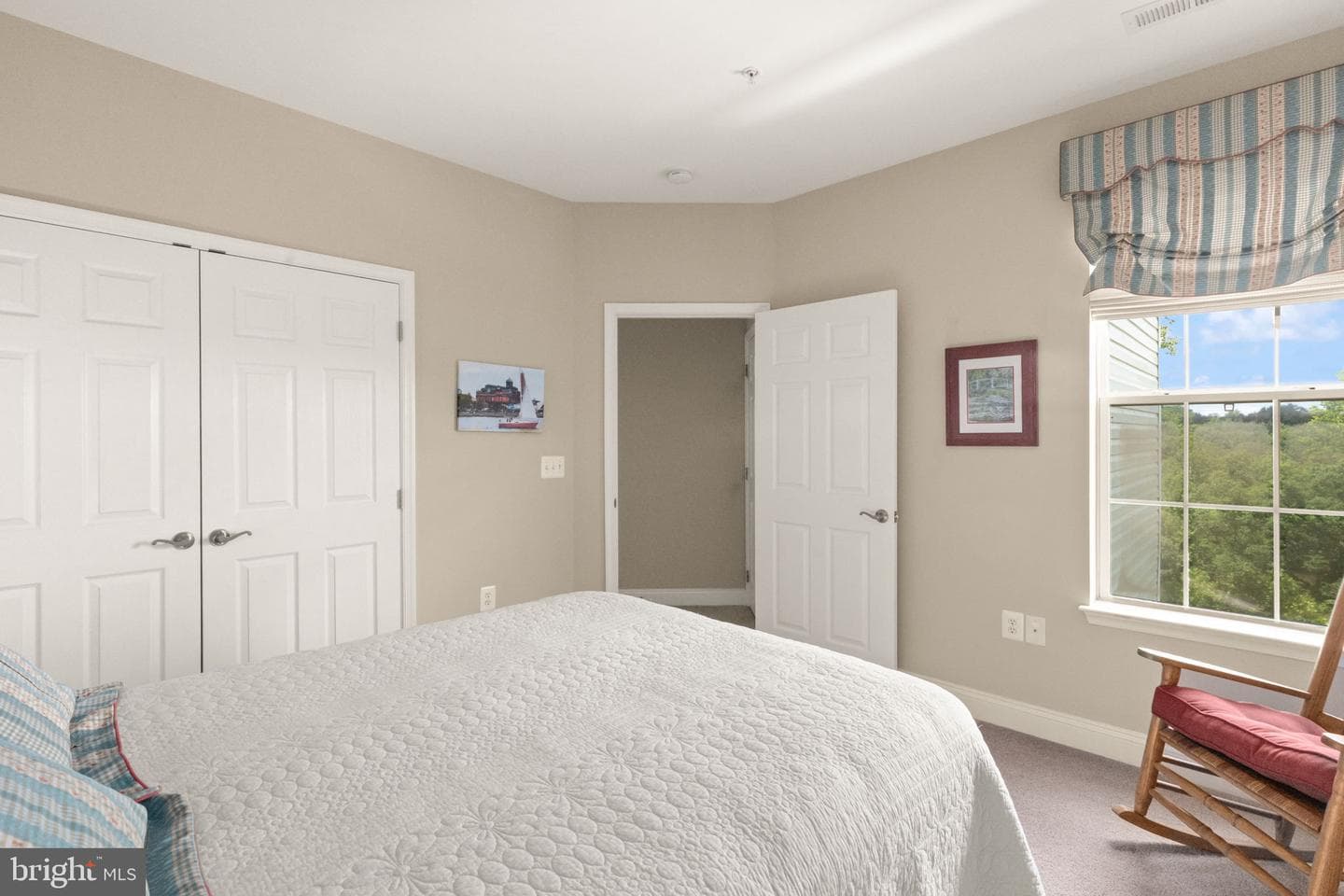 1813 Selvin Drive #303 photo 22