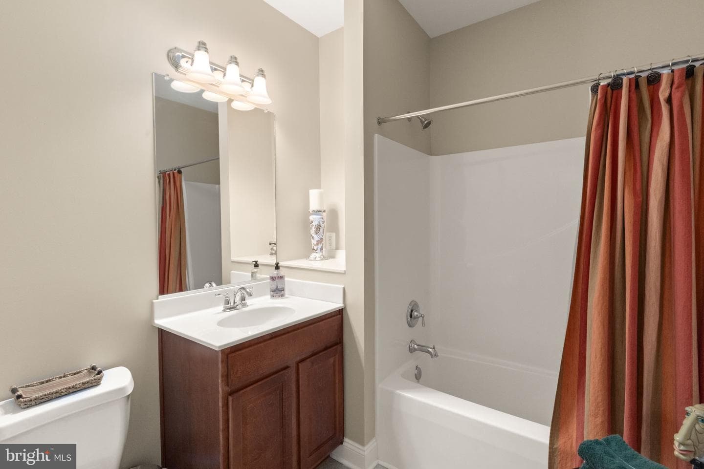 1813 Selvin Drive #303 photo 23