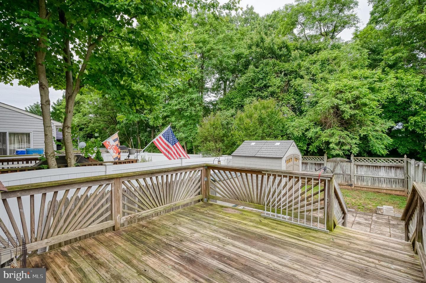 556 Macintosh Circle photo 33