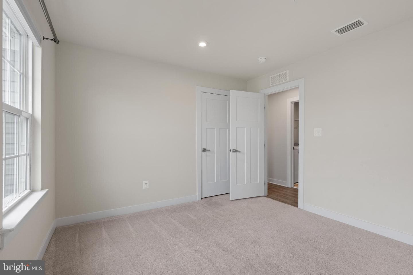 3604 Darvell Circle photo 31