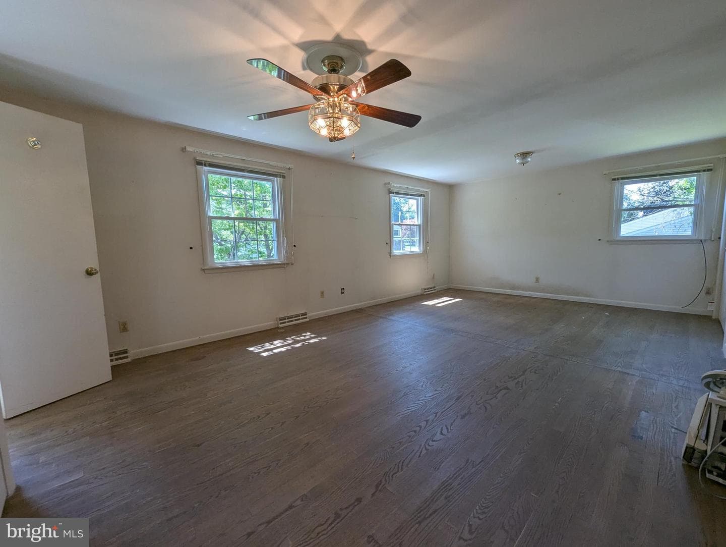 2408 Dixie Lane photo 4