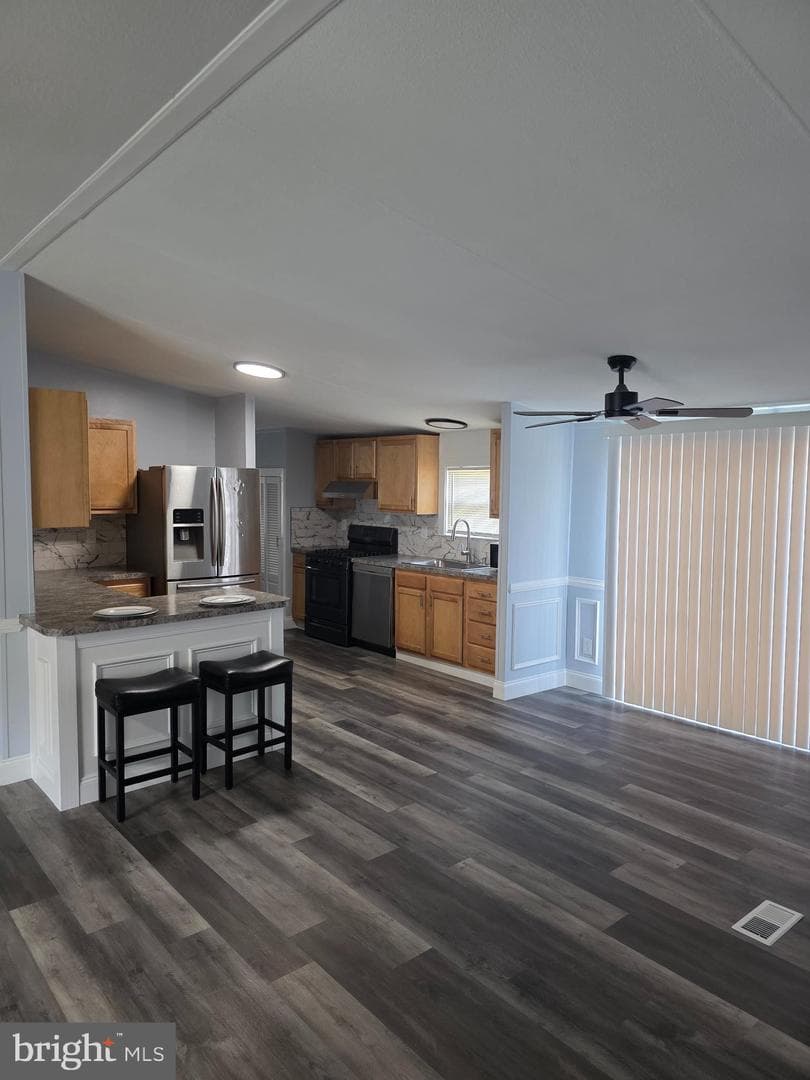 1824 Emily Drive photo 5