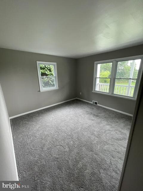 605 Camilla St photo 11