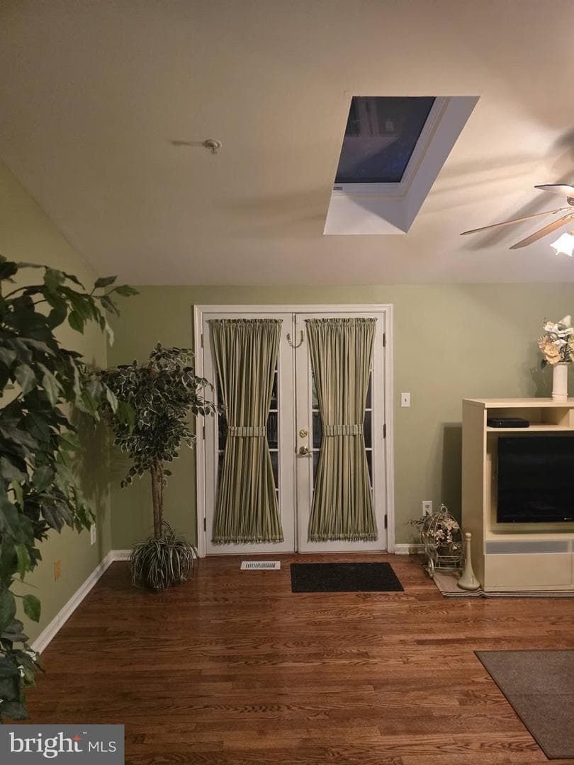 217 Ferring Court photo 18