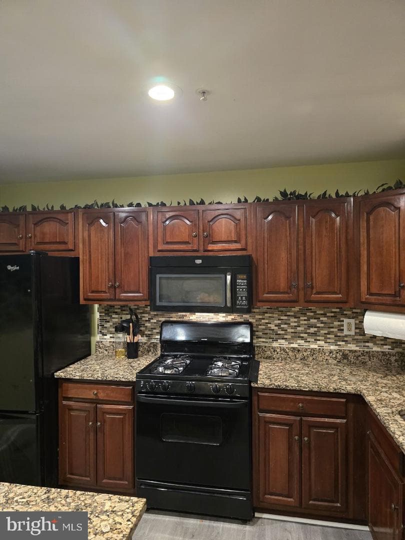 217 Ferring Court photo 4