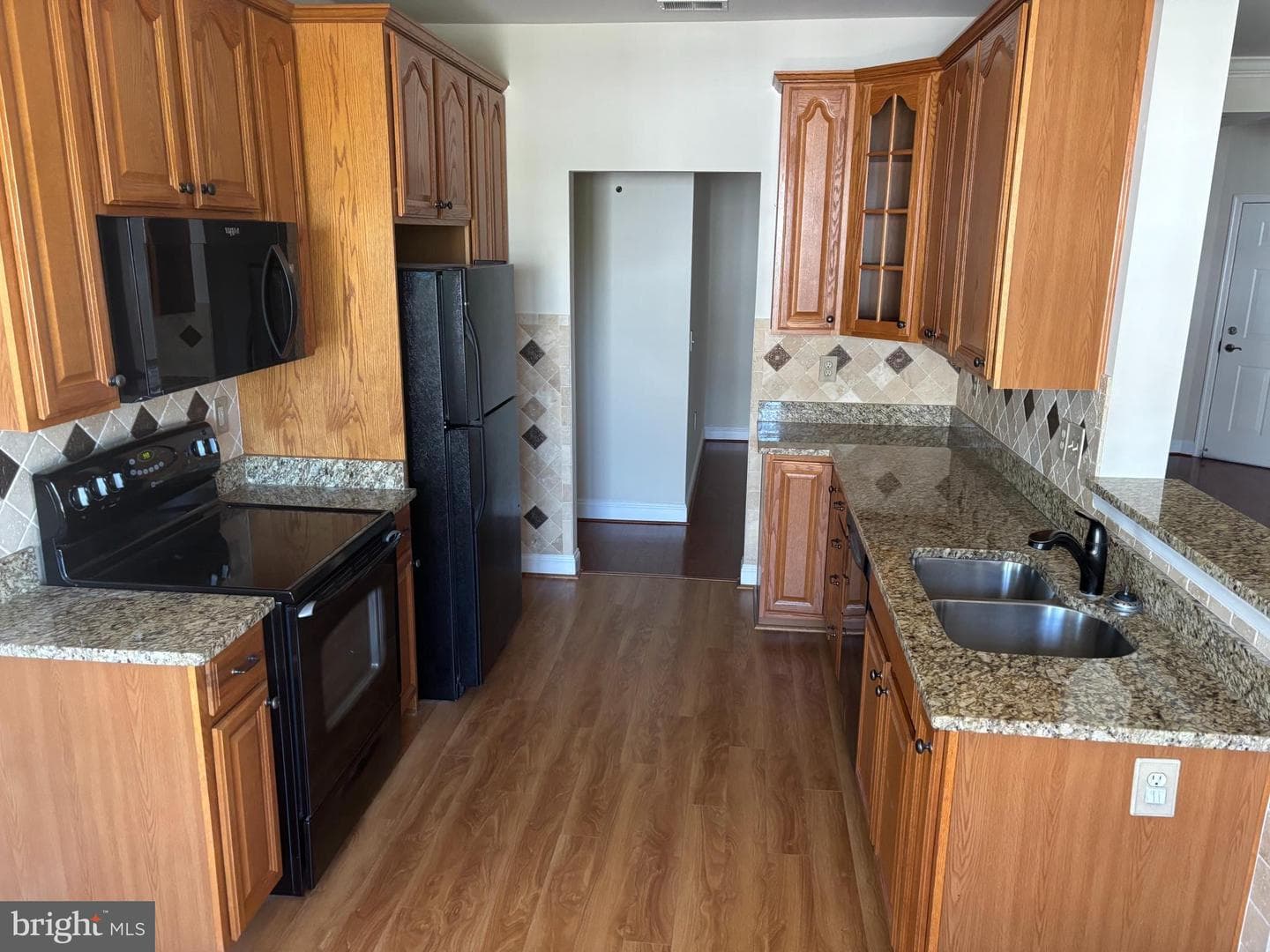 1818 Selvin Drive #301 photo 7