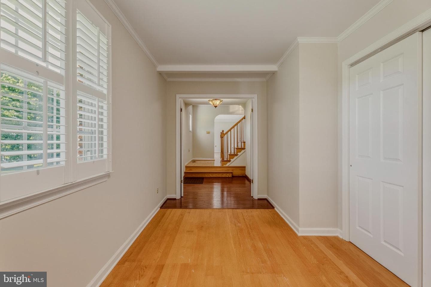 2504 Burgundy Drive photo 22