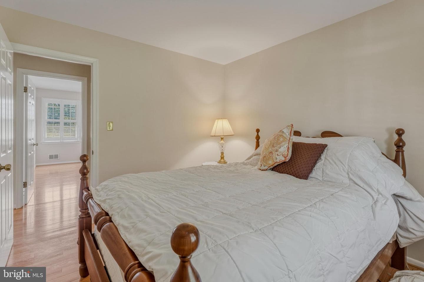 2504 Burgundy Drive photo 38