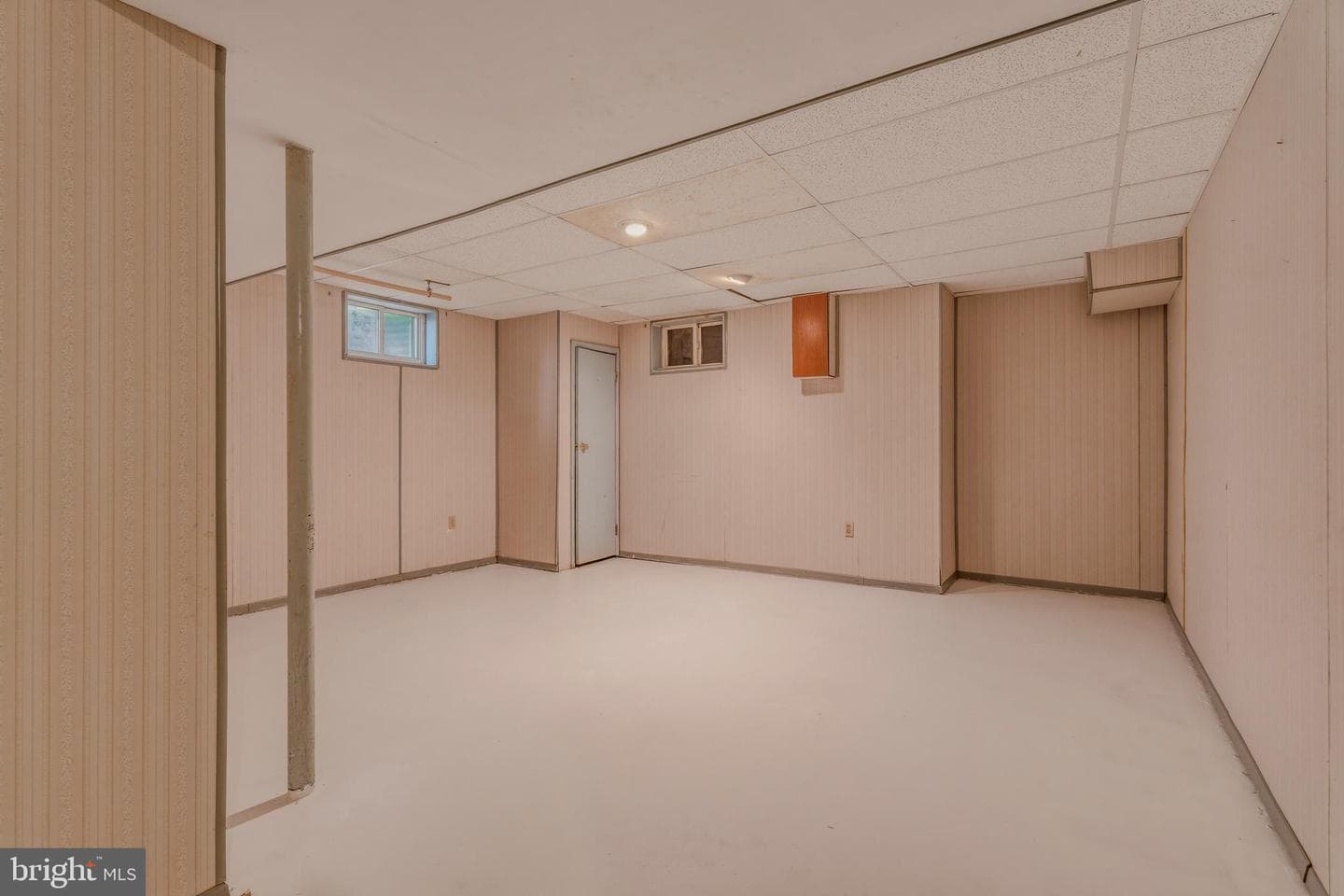 2504 Burgundy Drive photo 50