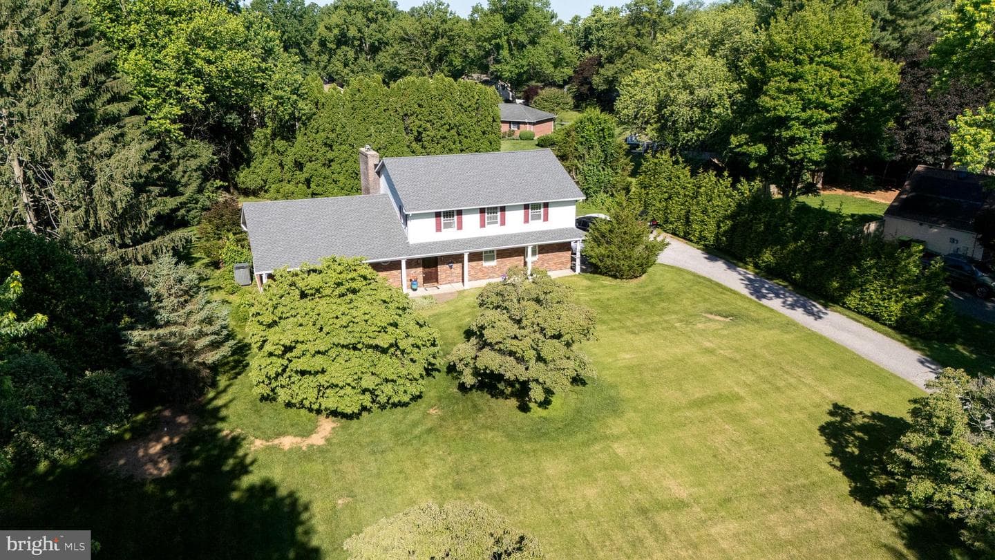 2504 Burgundy Drive photo 56