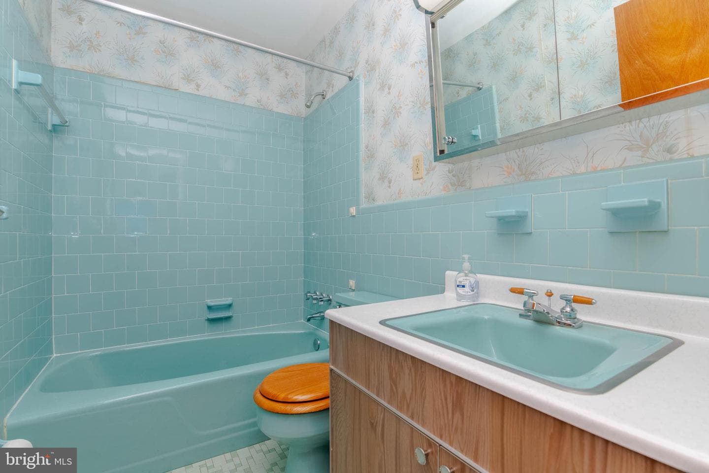 434 Woodcrest Drive photo 17