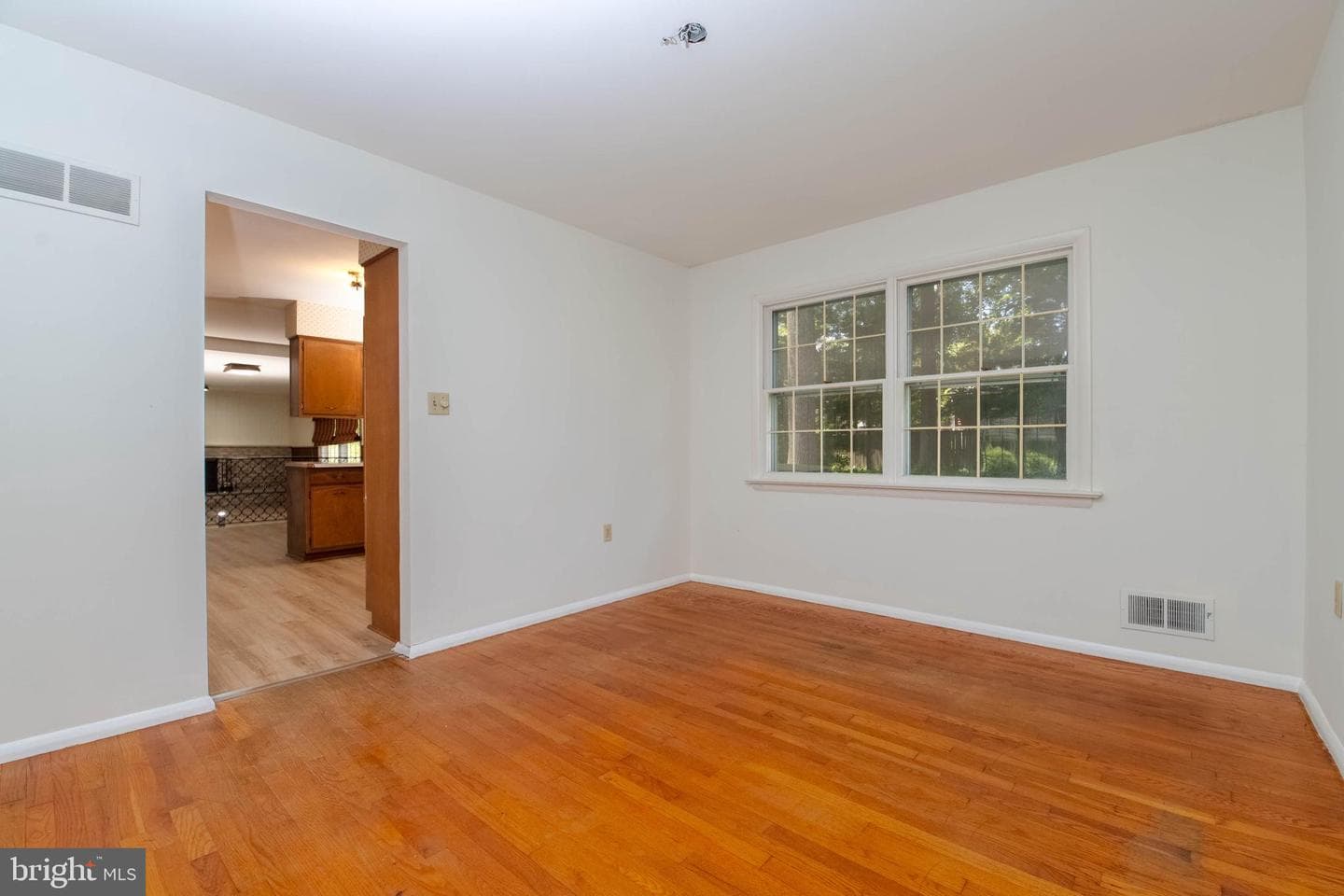 434 Woodcrest Drive photo 6