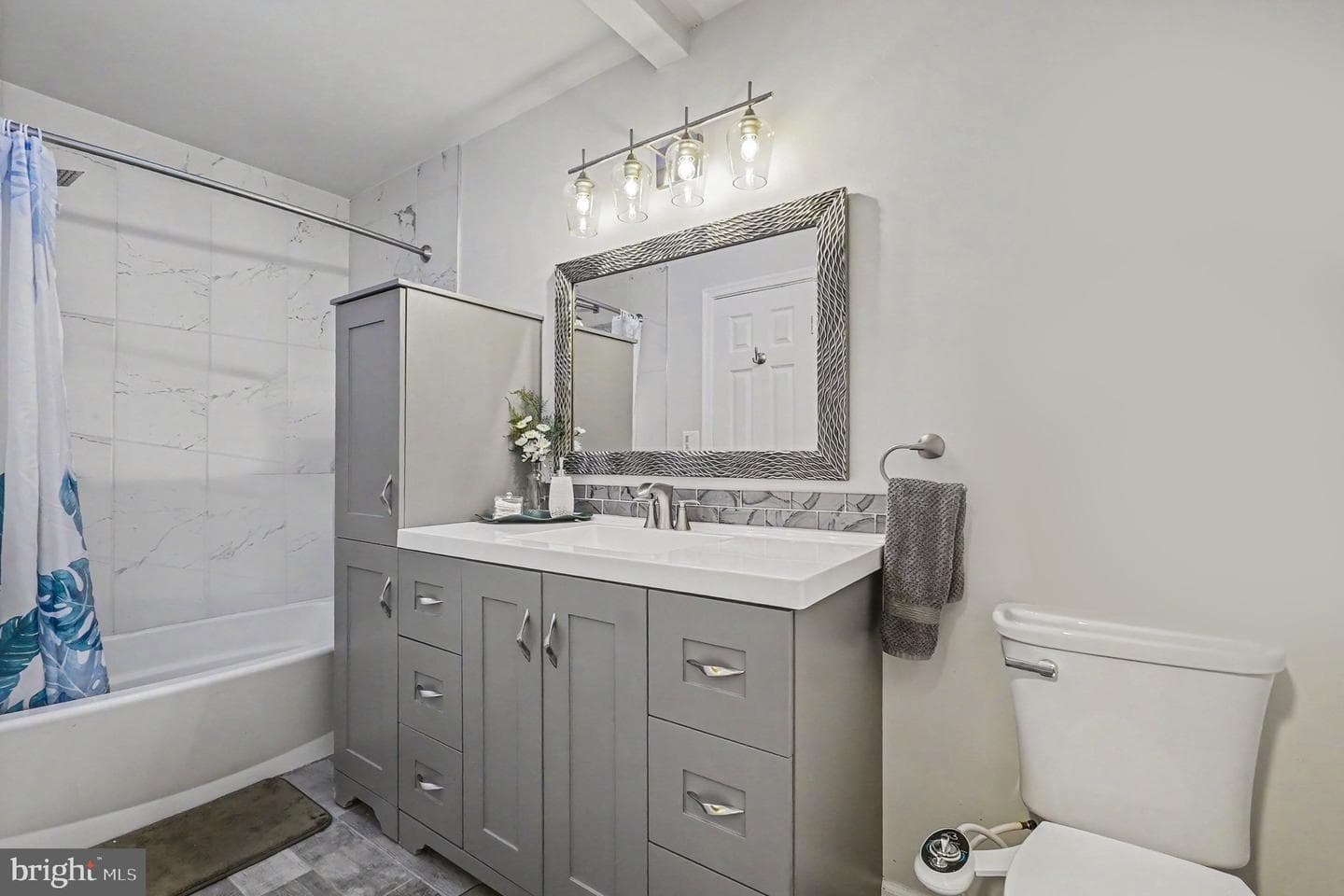 743 Custis Street photo 16