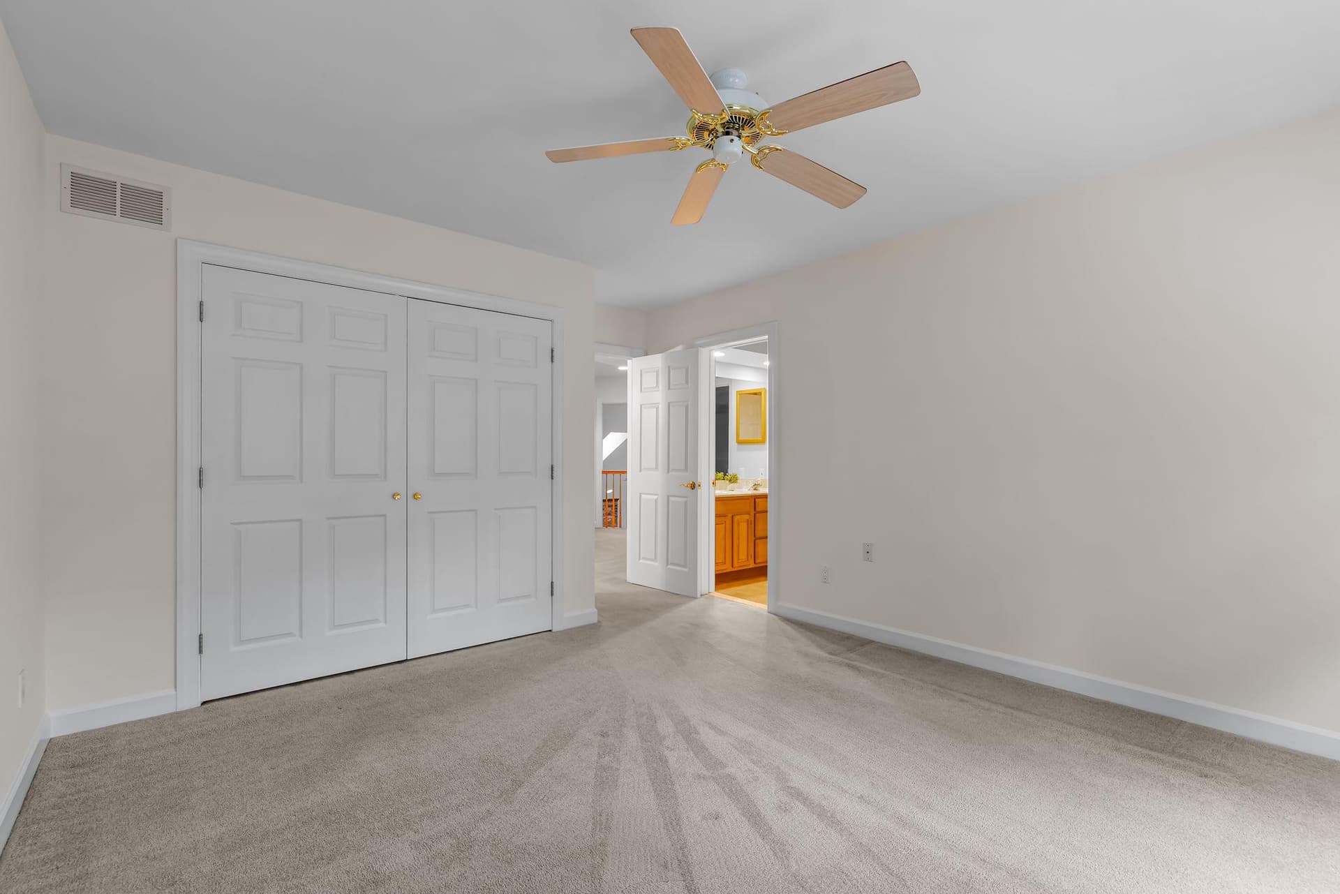 1725 Cannongate Road photo 37