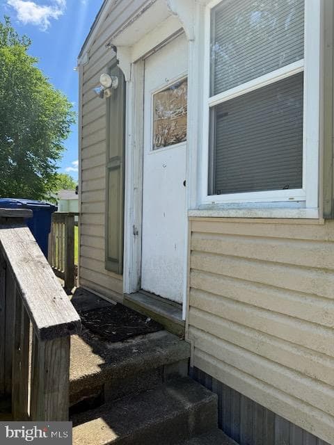 58 Aberdeen Ave photo 2