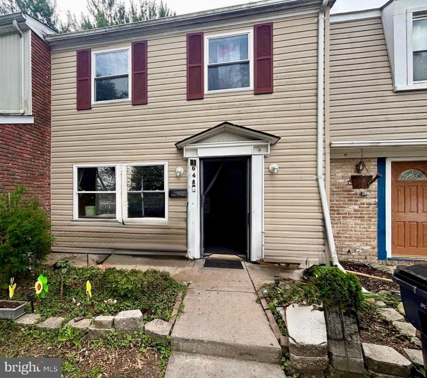 648 Shore Drive photo 1