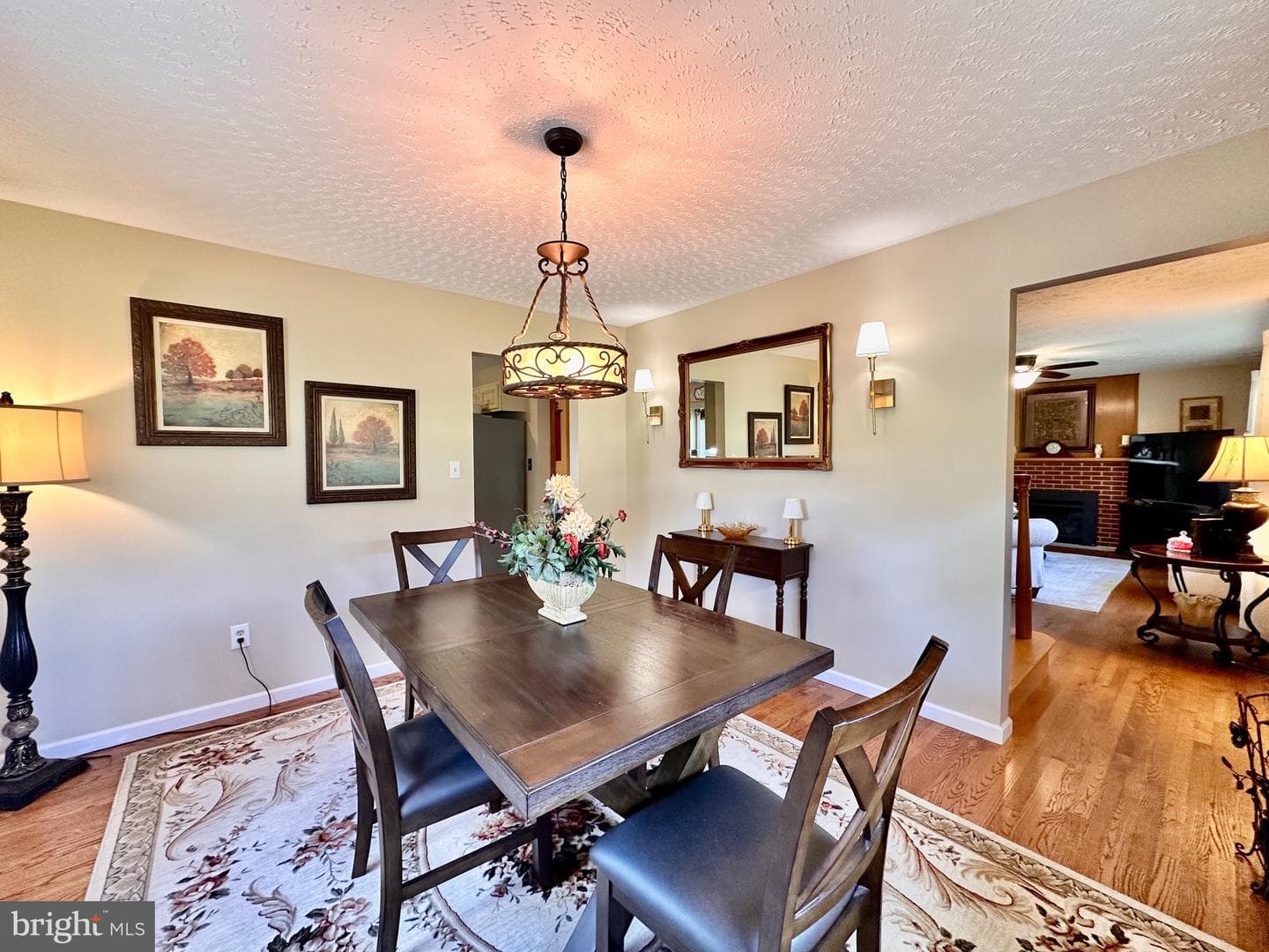 406 Plumtree Rd photo 16