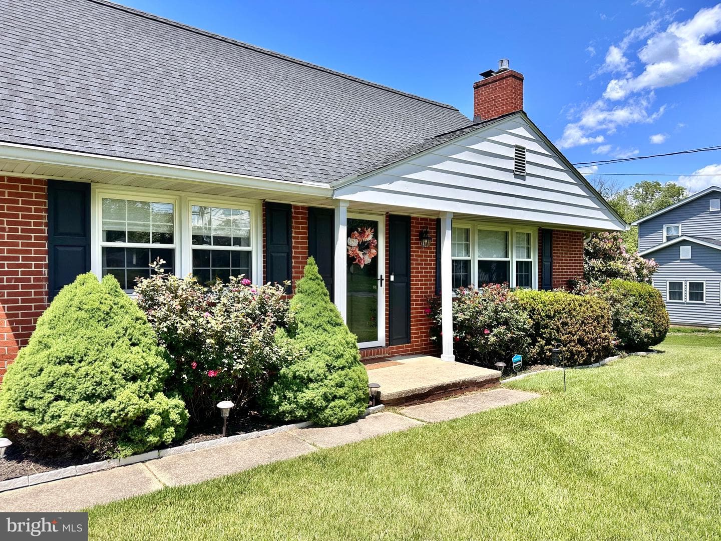 406 Plumtree Rd photo 7