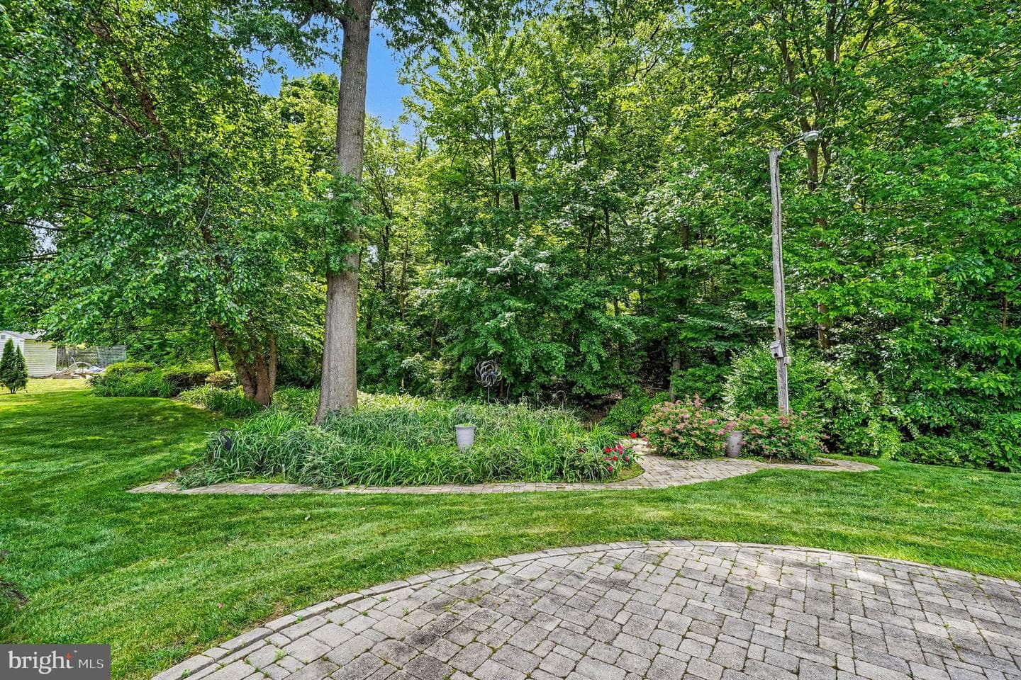 102 Graceford Drive photo 43