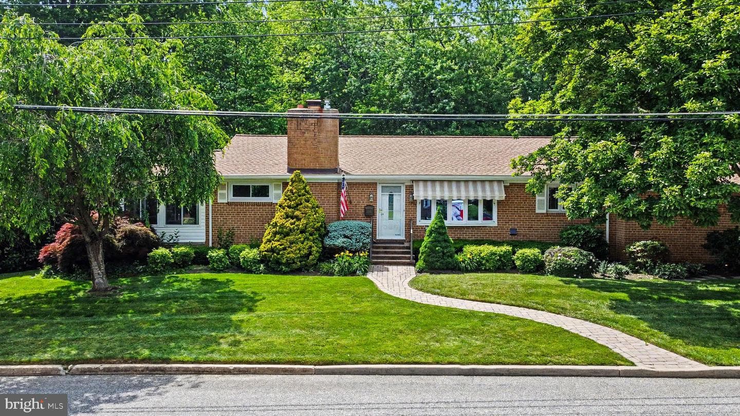 102 Graceford Drive photo 45