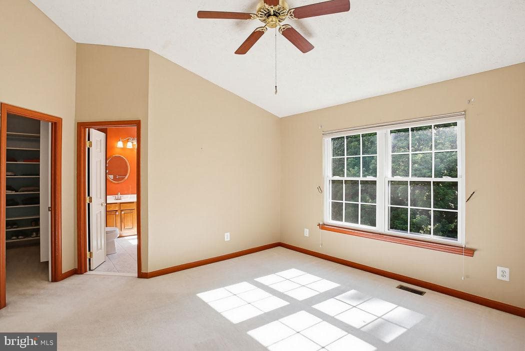 229 Rachel Circle photo 16