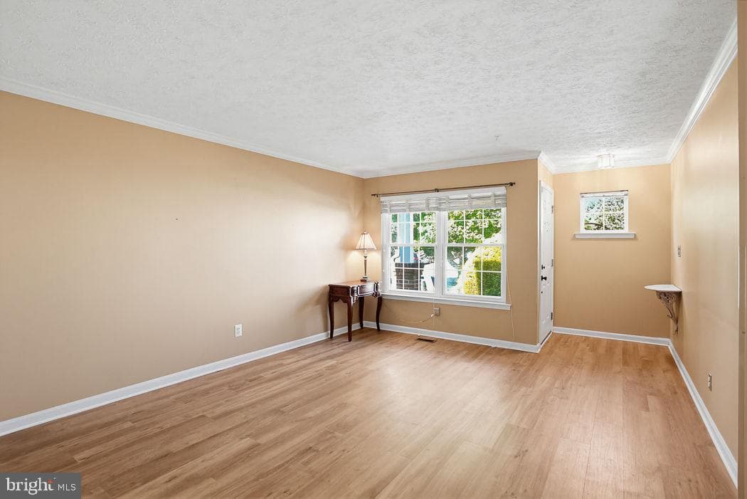 229 Rachel Circle photo 2