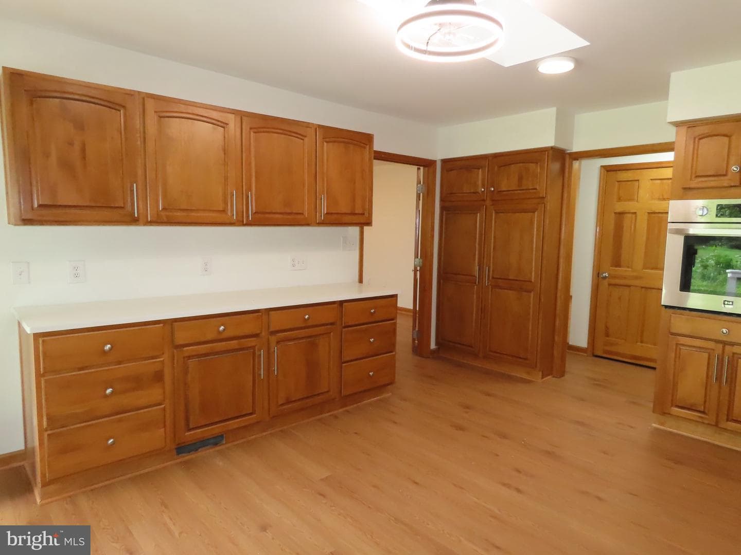 703 St Marys Road photo 9