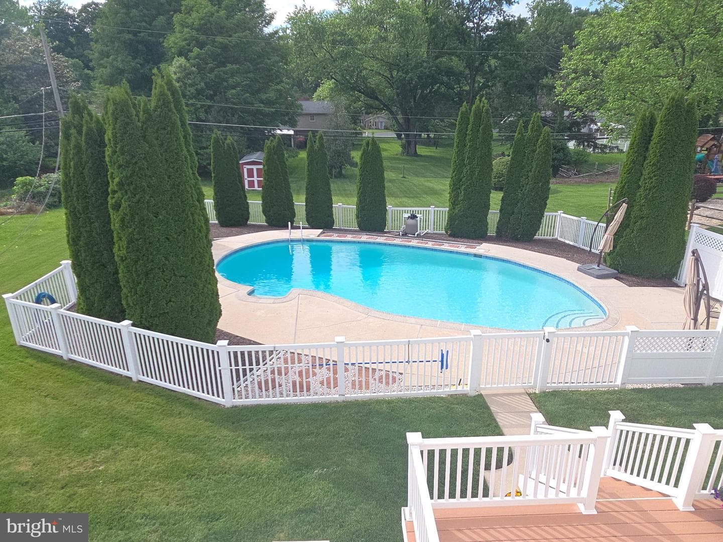 1315 Saratoga Drive photo 2