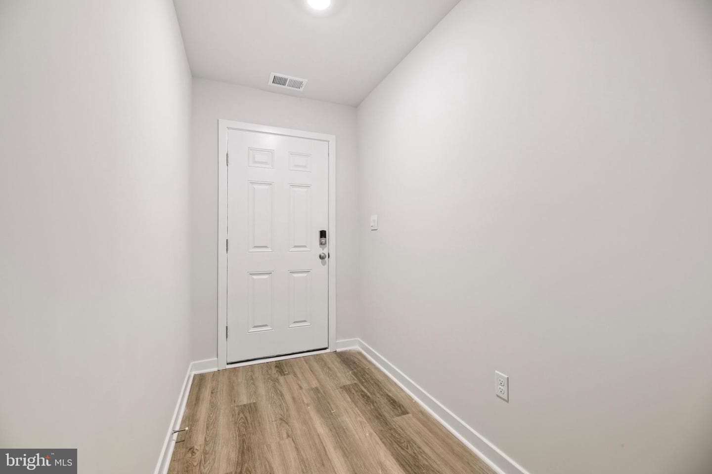 252 Correri Street photo 4