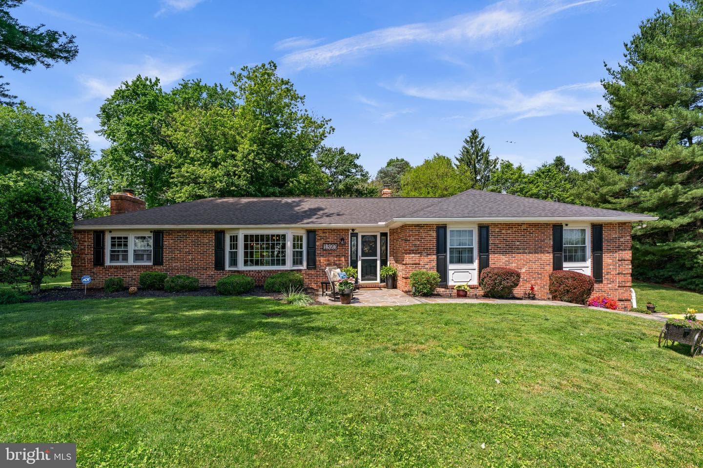 1320 Gunston Road
