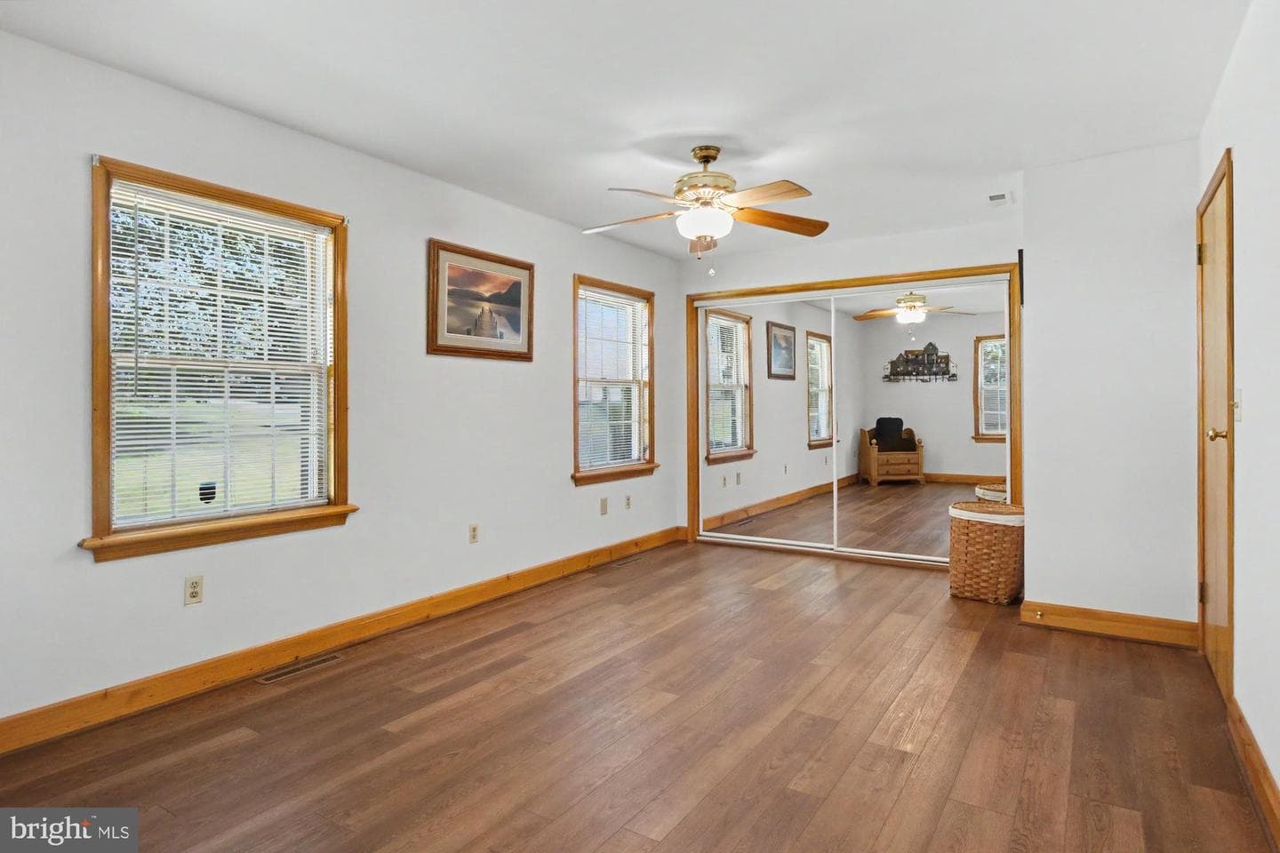 1915 Park Beach Drive photo 25